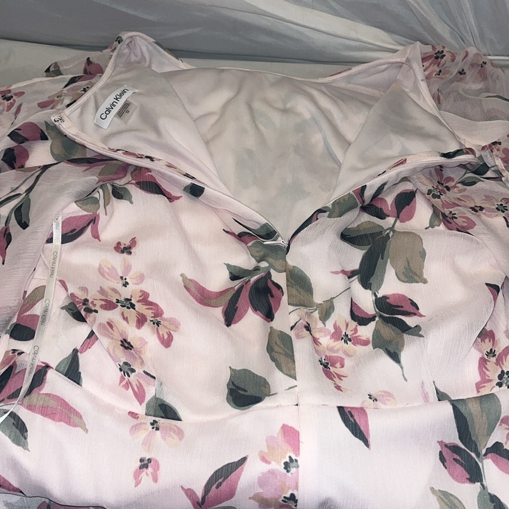 Calvin Klein Women’s Pink Floral Caplet Flutter Sleeves Maxi Chiffon Dress Sz 12 - Picture 10 of 12